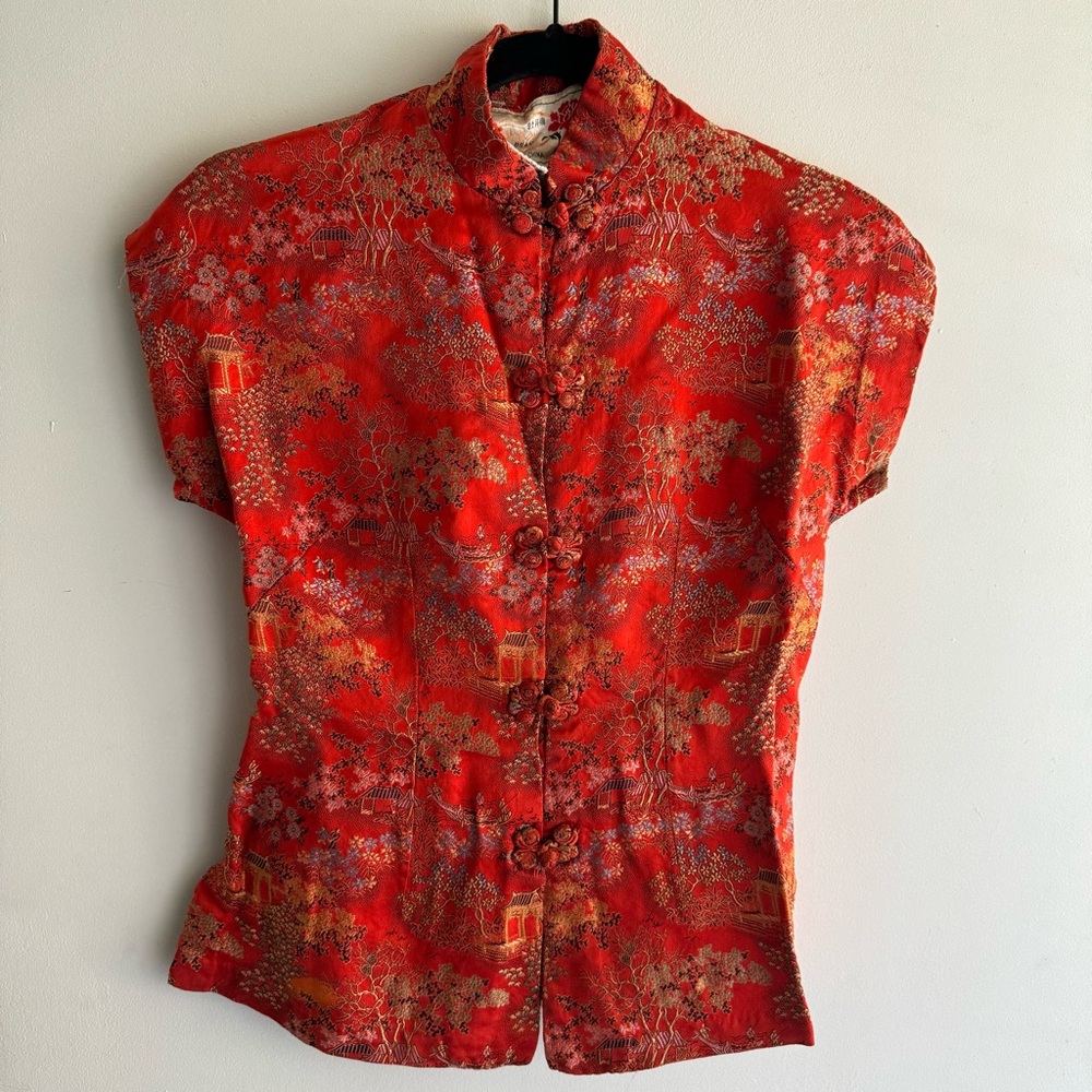 Vintage Chinese Brocade. Size: XS